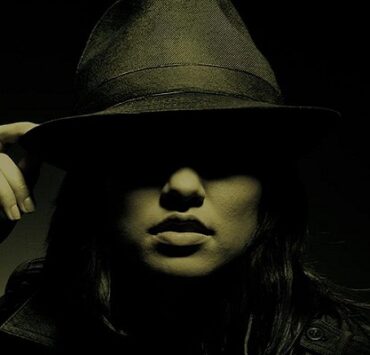 كيف يمكنك تنظيف سماعة AirPods وحافظة الشحن الخاصة بها دون تعرضهما للتلف سناء حسن المطبعة