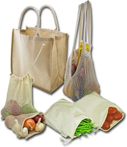 8 منتجات صديقة البيئة للاستخدام اليومي.. تحمي كوكبنا وجيوبنا في وقت واحد حقائب قماشية صديقة البيئة