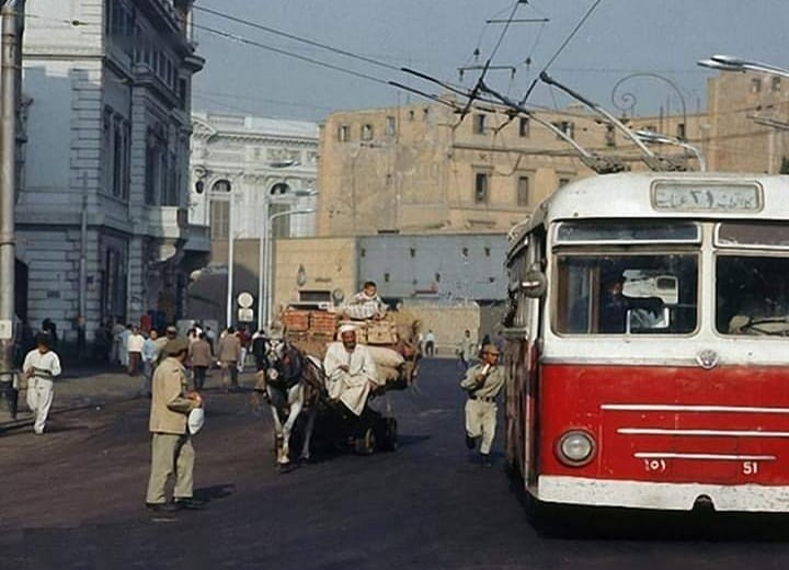 عصابة الـ 22 .. قصة جريمة ارتكبها كمسارية في مصر من 55 سنة أوتوبيسات مصر الستينيات