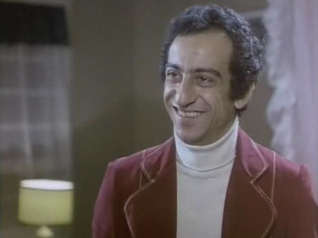 حكايات خالتي بمبة| أحمد راتب.. مناخيره اتكسرت وعينه اتأثرت عشان الفن أحمد راتب