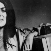 كريستين تشاباك.. عندما تحصل المذيعة على انفراد وتنتحر على الهواء