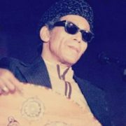 أزمة الشيخ إمام .. العود أم القرآن ؟