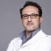 في محبة رجل غريب