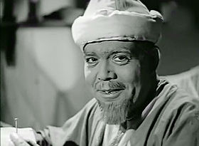 لماذا سقط الكسار وظل الريحاني على العرش؟ الريحاني