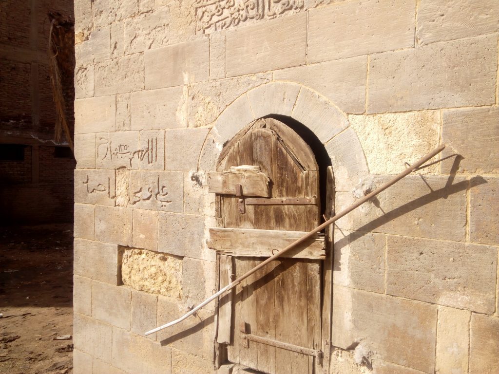 سادات قريش.. أقدم مسجد في إفريقيا لم يبقى منه سوى “أطلال” مئذنته سادات قريش