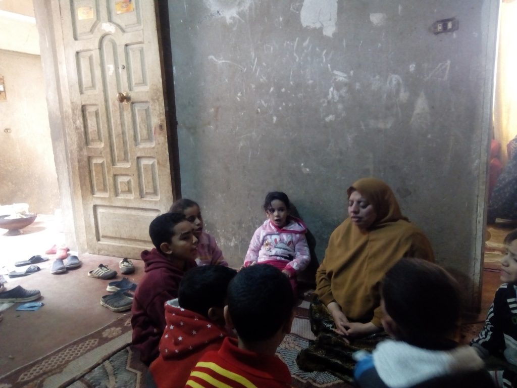 القلب في مكة والروح تهوى آيات الله.. حكاية “الشيخة زينب” مُحفظة القرآن بالشرقية القلب