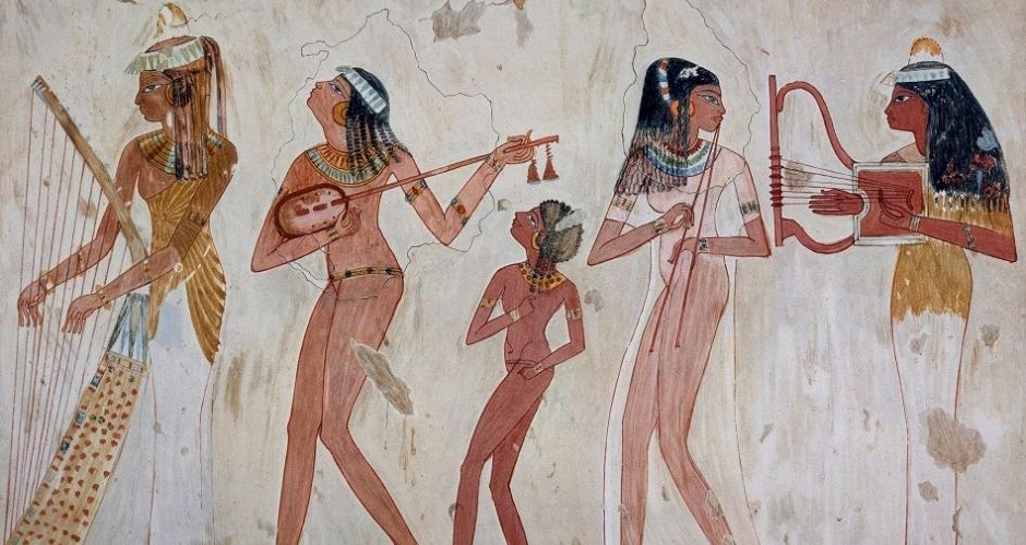 ليلة في منزل كاجمني الحكيم ورسائله لجيل الفيسبوك كاجمني الحكيم