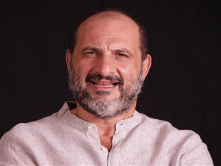 “امك اسمها ايه ؟” .. “أروش” سؤال صحفي في مطلع الألفينات .. وهذه إجابات وردود أفعال النجوم "امك اسمها ايه ؟" .. "أروش" سؤال صحفي في مطلع الألفينات .. وهذه إجابات وردود أفعال النجوم