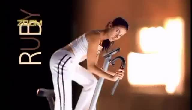 شاشات المترو .. أول يوتيوب مصري: المطرب بـ 75 قرش شاشات المترو .. أول يوتيوب مصري: المطرب بـ 75 قرش