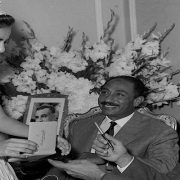 زفاف بنت صلاح الشاهد