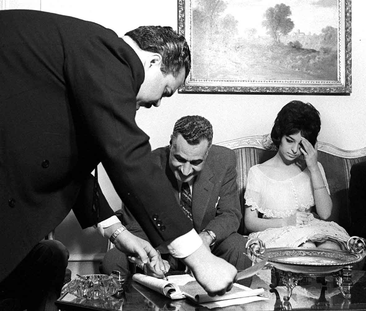 حفل زفاف بنت صلاح الشاهد “حين أحرج المأذون عبد الناصر والسادات” زفاف بنت صلاح الشاهد