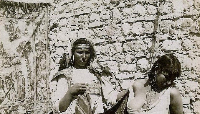 الجنس في الدولة العثمانية “من الممارسة بالآيات حتى تقنين الدعارة” عاهرات في القرن العشرين