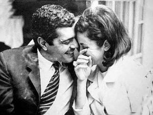 حكاية المقال الذي دافع عن دموع فاتن حمامة وأنقذ زواجها من عمر الشريف فاتن حمامة