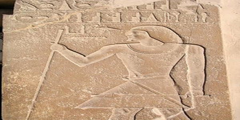 ليلة في منزل كاجمني الحكيم ورسائله لجيل الفيسبوك كاجمني الحكيم