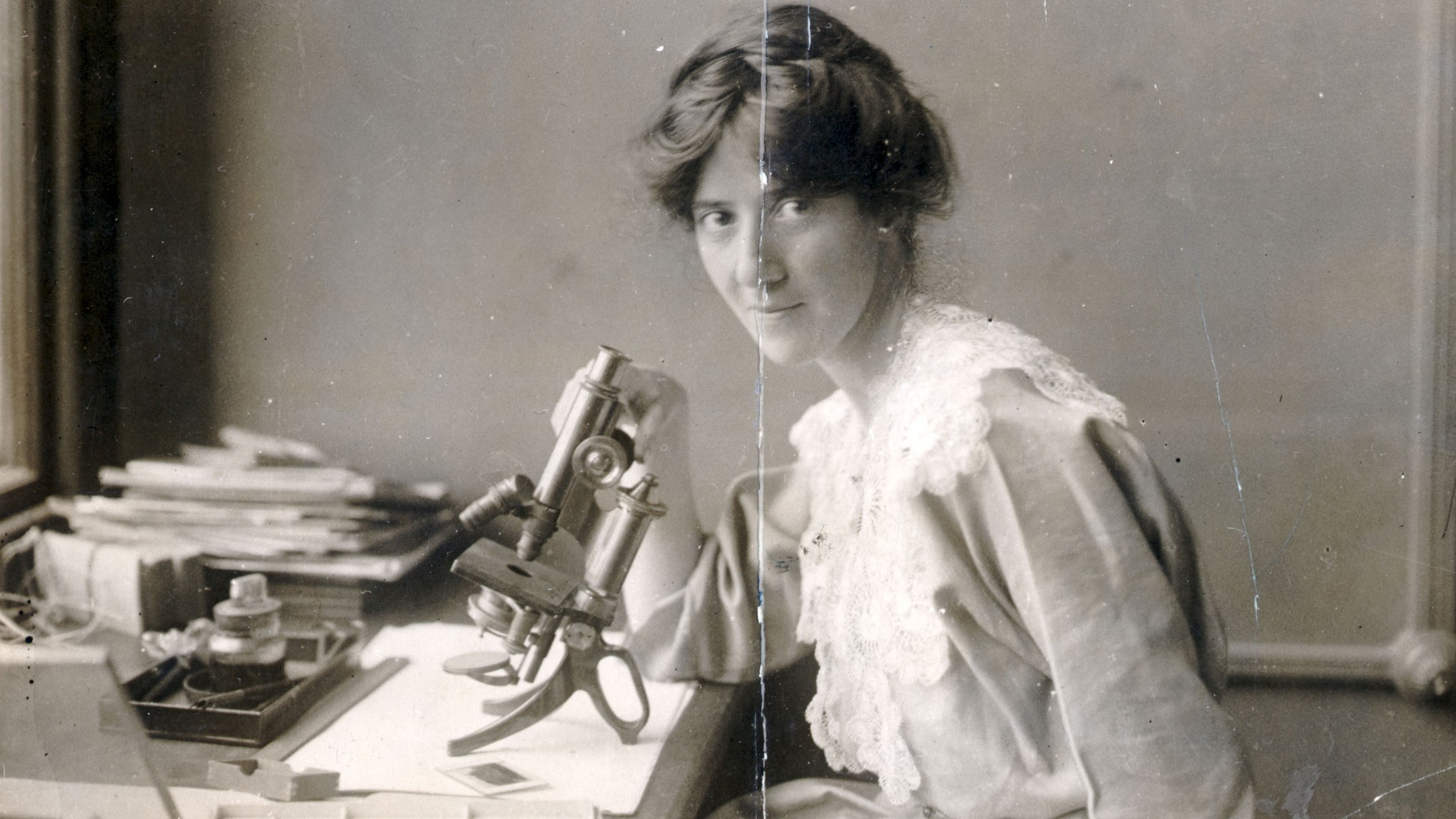 كان محرمًا..كيف أجبرت ماري ستوبس الجميع الحديث عن حبوب منع الحمل؟ حبوب منع الحمل