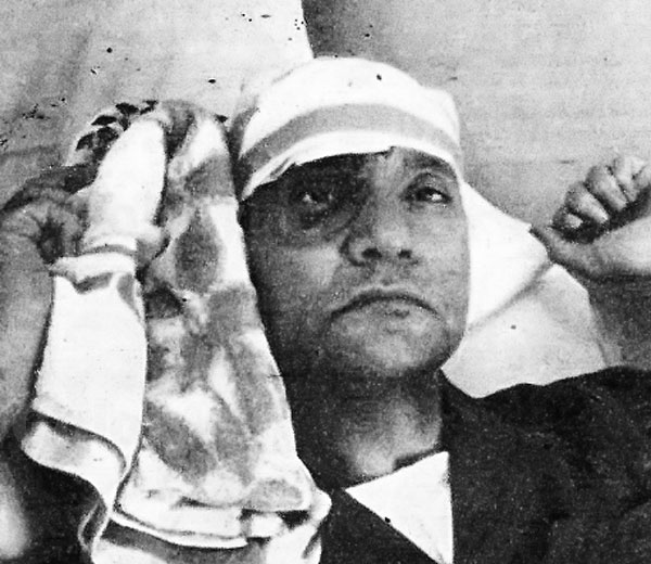 حكايات المعجبين..صابرين تنفي علاقتها بأحدهم لأنه دبلوم صنايع وعبد الوهاب أنقذ حياته صابرين