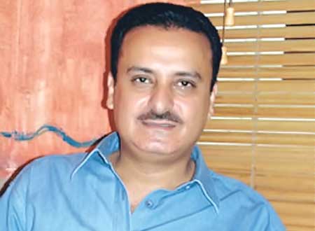 “امك اسمها ايه ؟” .. “أروش” سؤال صحفي في مطلع الألفينات .. وهذه إجابات وردود أفعال النجوم "امك اسمها ايه ؟" .. "أروش" سؤال صحفي في مطلع الألفينات .. وهذه إجابات وردود أفعال النجوم