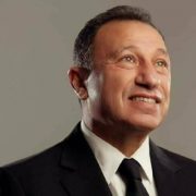 محمود الخطيب ............ لا يسقط النجم ولا يخفت ضيائه ببعض النباح