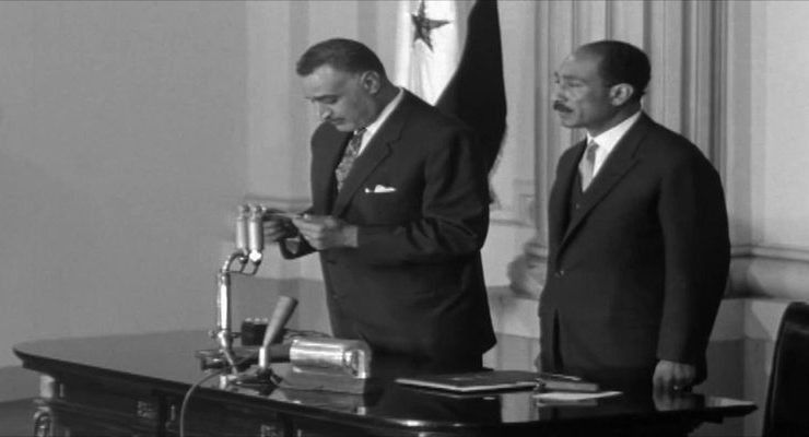 عندما صاح أحد المواطنين: فين السادات يا ريس.. هل كان السبب في تحديد إقامة السادات؟