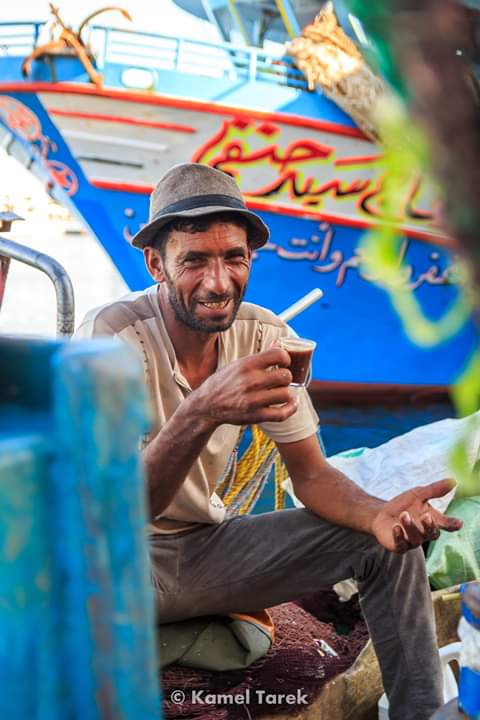 كامل طارق .. فنان بدرجة إنسان يحلم بالوصول للعالمية بصور البسطاء من صور كامل طارق
