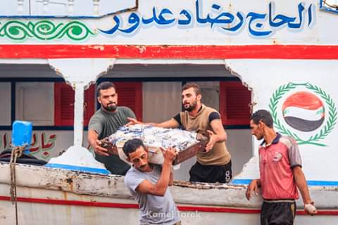 كامل طارق .. فنان بدرجة إنسان يحلم بالوصول للعالمية بصور البسطاء من صور كامل طارق