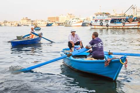 كامل طارق .. فنان بدرجة إنسان يحلم بالوصول للعالمية بصور البسطاء من صور كامل طارق