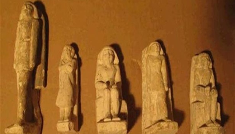 “بعد قضية الحاوية الدبلوماسية” متى يتوقف السطو على تراث مصر الأثري ؟ آثار مصرية في الخارج