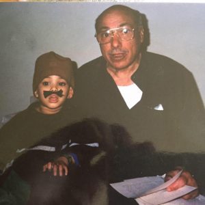 منة البزاوي: أرسل لي جدي رسالة شكر بالمنام..وأبي مكتبة سينمائية متنقلة وأخي مثلي الأعلى منة البزاوي