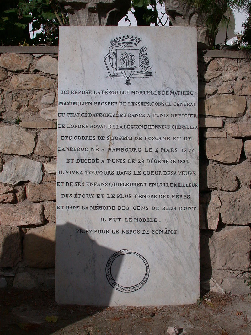 قصة رجل عرف مذبحة القلعة قبل حدوثها بسنوات «ابنه له صلة بعبدالناصر» قبر ماتيو دى ليسبس