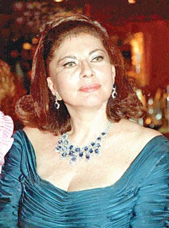 ثريا إصفندياري بختياري ..الإمبراطورة ذات العينين الحزينتين ثريا