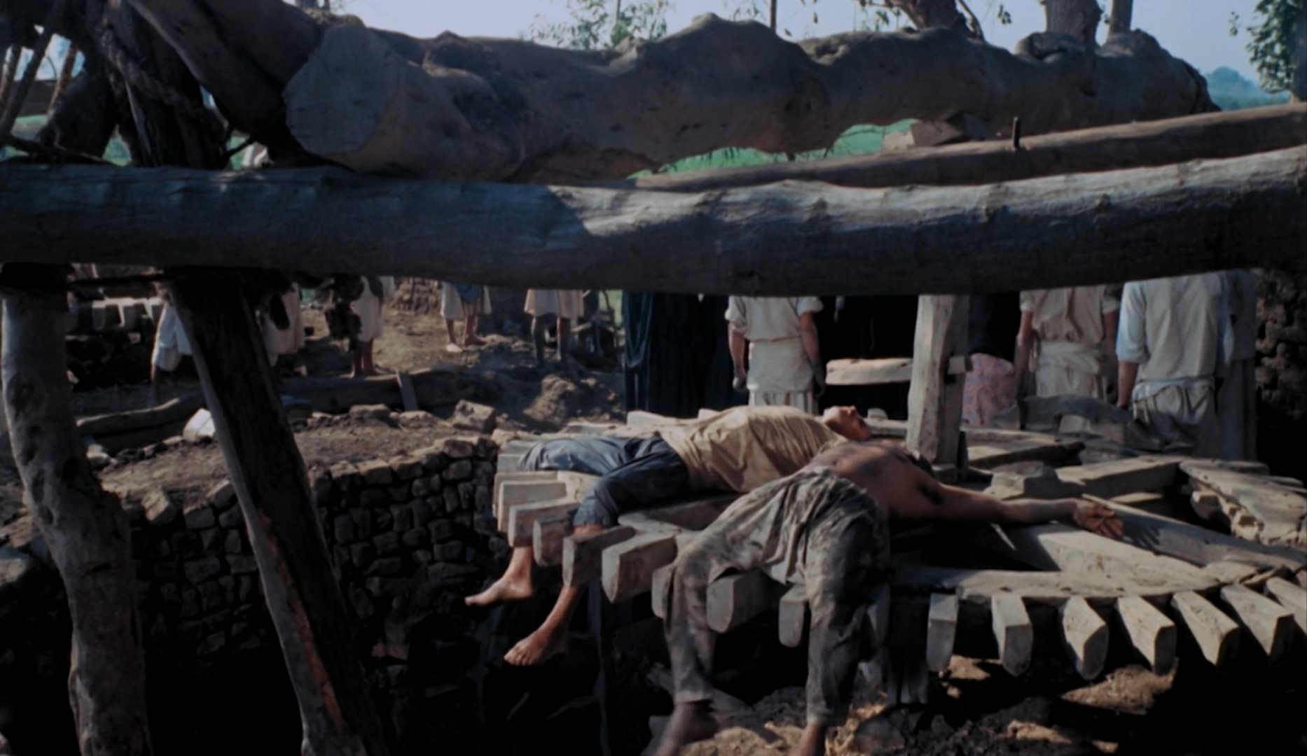 كواليس فيلم الأرض..رائعة يوسف شاهين التي خذلها مهرجان “كان” فيلم الأرض