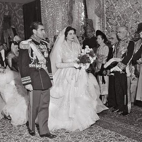 ثريا إصفندياري بختياري ..الإمبراطورة ذات العينين الحزينتين ثريا