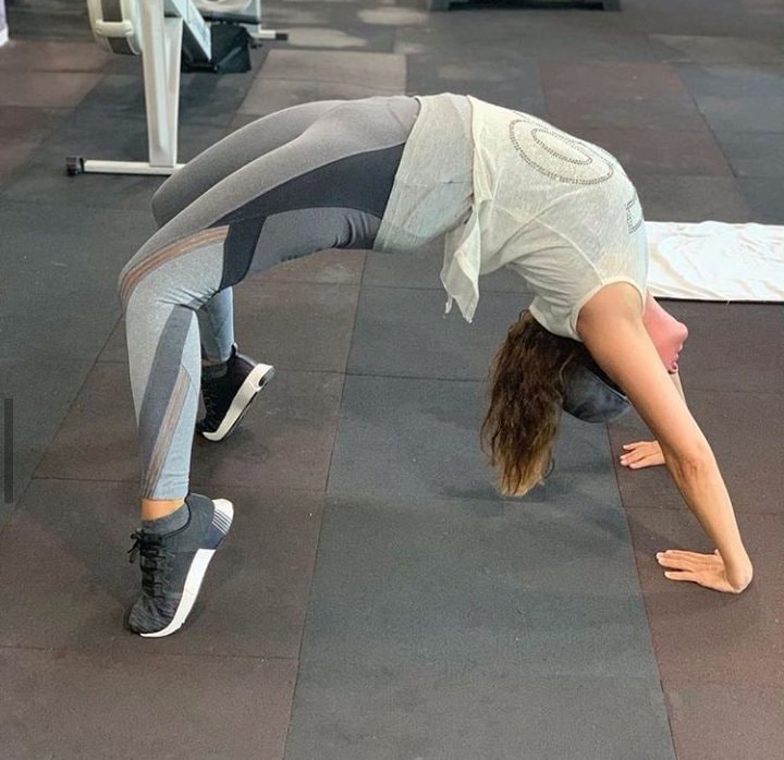 هي جميلة في كل الأحوال..لماذا لم تتزوج نرمين الفقي؟ نرمين الفقي