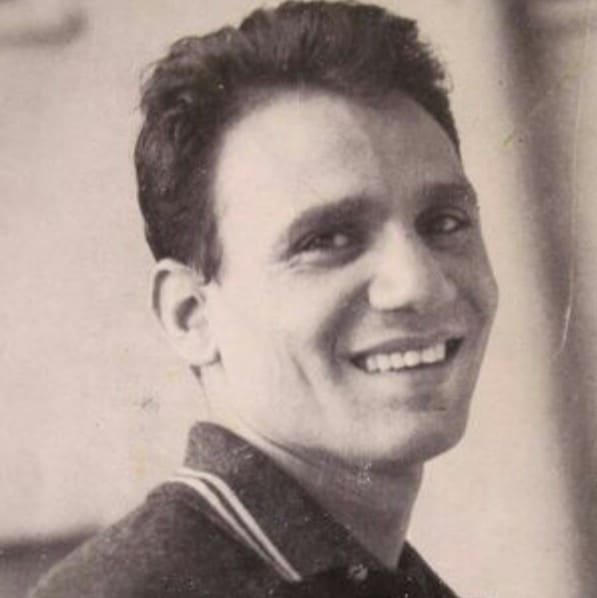 “ريح دمعك” .. عندما غنى عبدالحليم حافظ للبرنامج الفكاهي “ساعة لقلبك” عبدالحليم حافظ