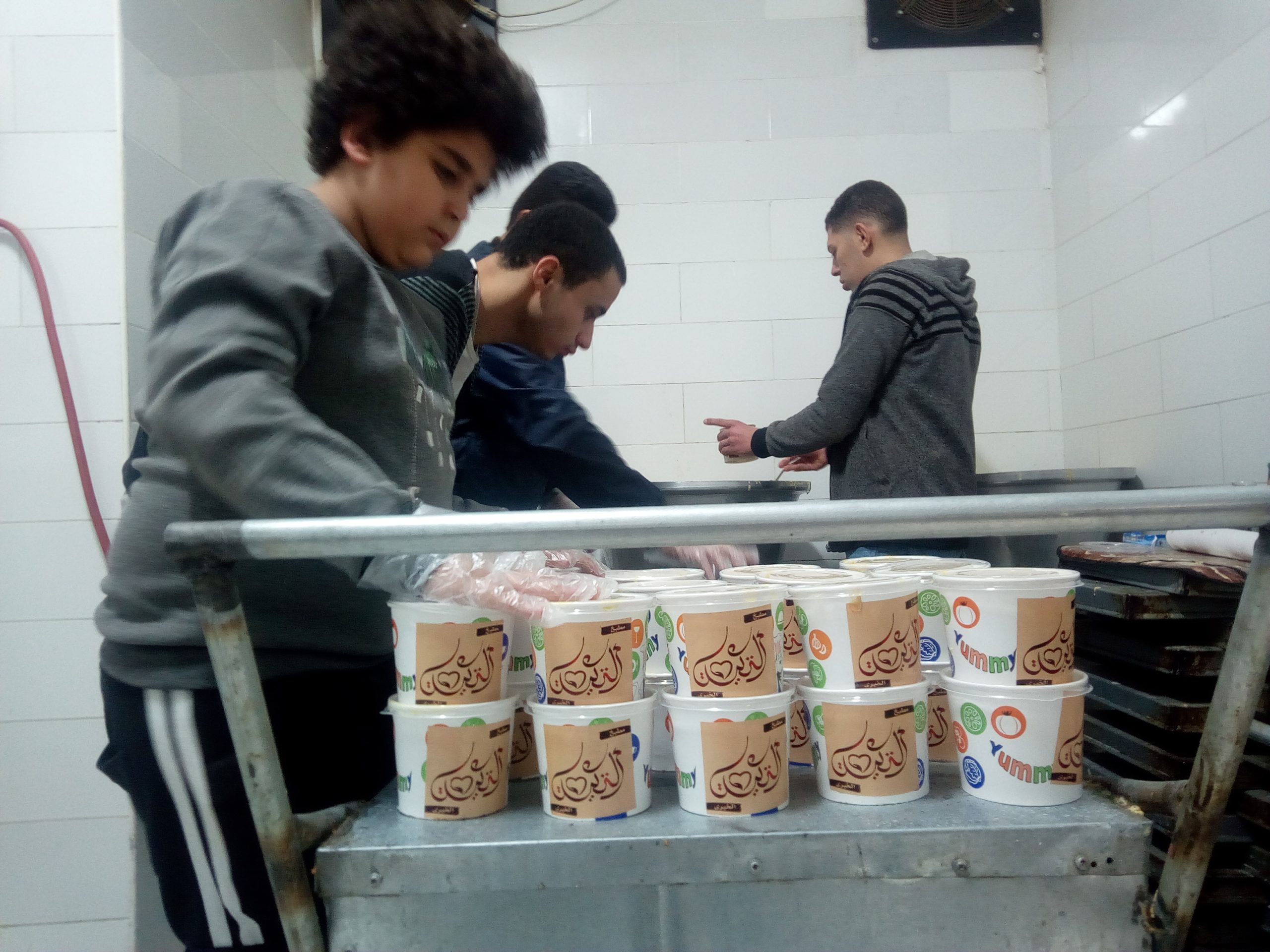 عربية الدفا .. قصة مبادرة الأكل والابتسامة وإطعام الخير في الشرقية فريق عربية الدفا