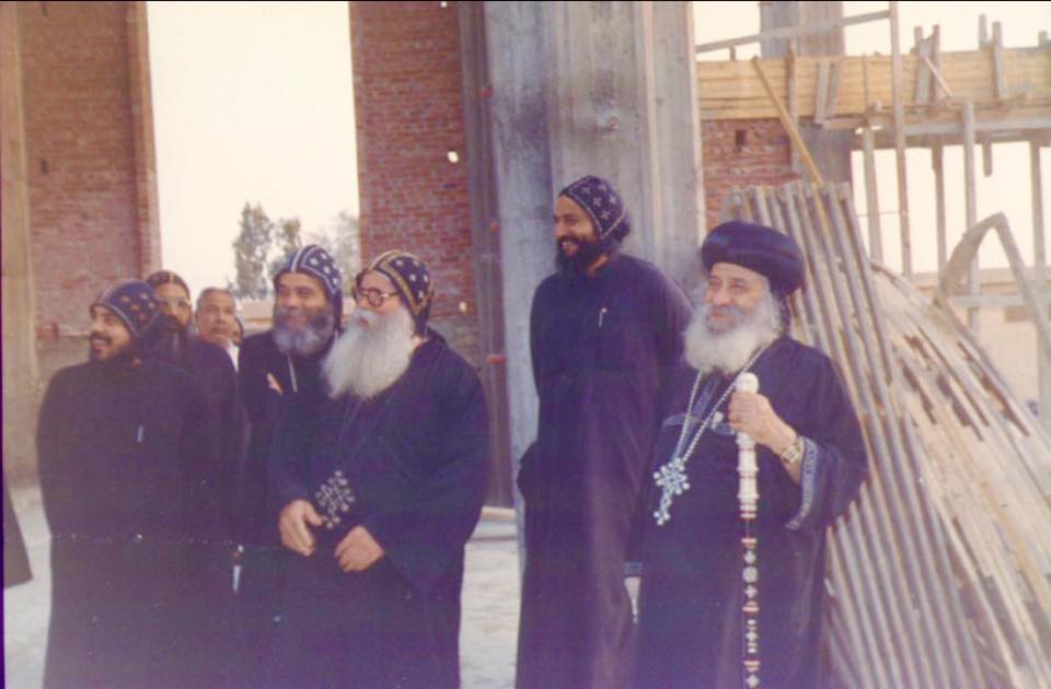 الأنبا صرابامون والبابا شنودة .. أقدار جمعتهما من برية شيهيت إلى القبر البابا شنودة - الأنبا صرابامون