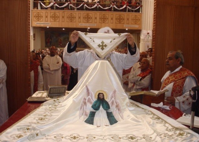 أعطي ما لقيصر… هذا ما قاله المسيح عن الكورونا والتناول الكورونا