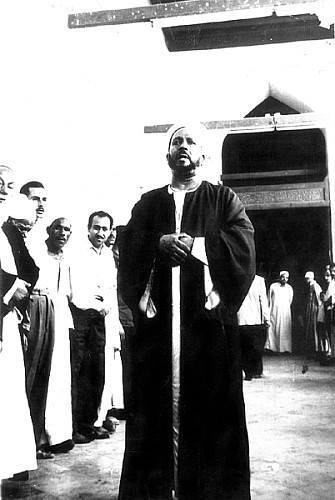 الشيخ صالح الجعفري (1-3) | نبوءات رسمت الفرحة بعد حزن دام 8 سنوات الشيخ صالح الجعفري في الأزهر