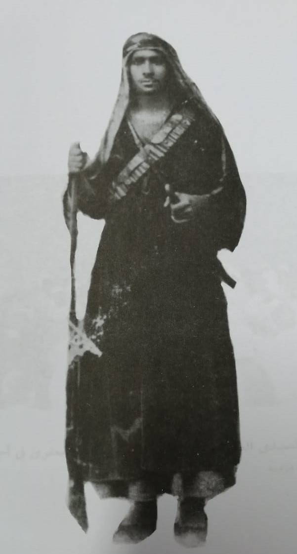 الشيخ صالح الجعفري (1-3) | نبوءات رسمت الفرحة بعد حزن دام 8 سنوات الشيخ صالح في شبابه