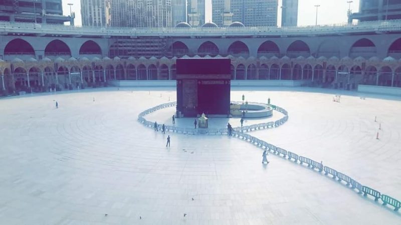 هل توقف الطواف حول الكعبة 40 مرة “أخطاء تغطية المواقع لأخبار كورونا” الكعبة