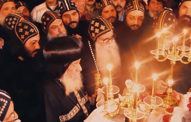 الأنبا صرابامون والبابا شنودة .. أقدار جمعتهما من برية شيهيت إلى القبر الأنبا صرابامون - البابا شنودة