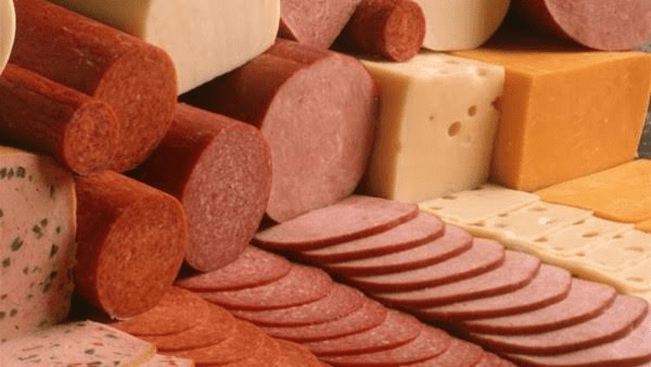 “سلسلة مامي جديدة (4)” حامل وبتتوحمي؟ .. تعالي أقولك ايه الممنوع في طعامك لانشون