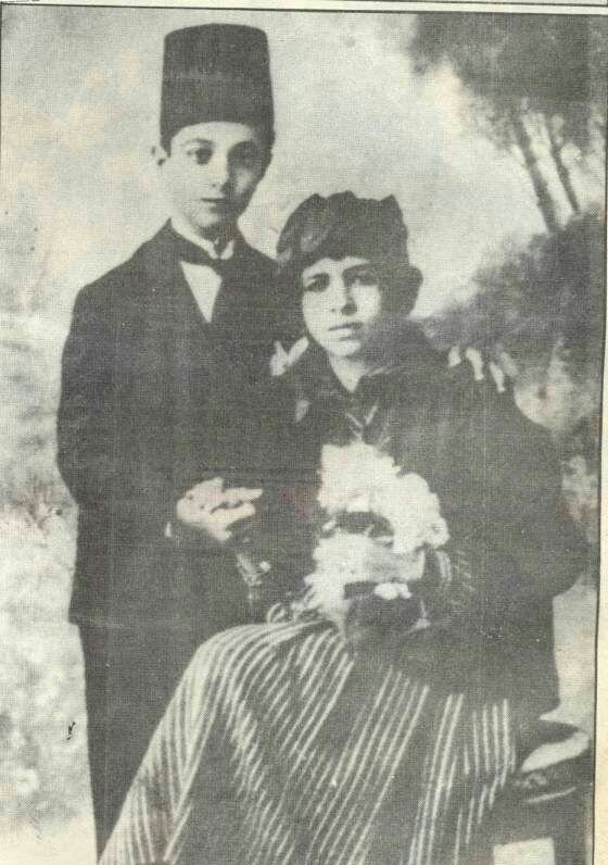 سيرة موسيقار الأجيال (1) تاريخ ميلاد محمد عبدالوهاب .. لماذا هو مختلف عليه ؟ محمد عبدالوهاب طفلاً