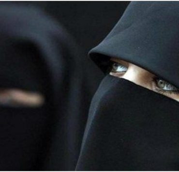 النقاب ............................................العالم الكامل وراء النقاب والمنتقبات