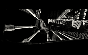 حوار مع مخرج قصة حقيقية..نعلق أخطاءنا على الشيطان وتصحيح المسار يبدأ من الإعتراف بالخطأ قصة حقيقية