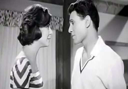 أغنية “قارئة الفنجان”.. تفاصيل ابتزاز سعاد حسني وحبس صفوت الشريف عبدالحليم حافظ - سعاد حسني