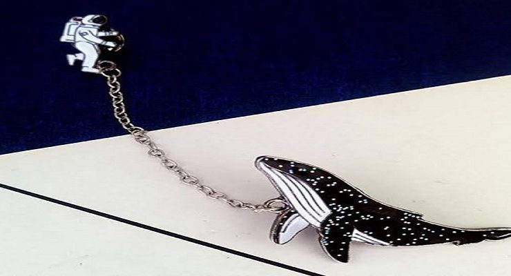 حوت رائد الفضاء