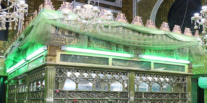 السيدة سكينة (1-2) لماذا سُمِّيت آمنة وما تأثير كربلاء على نفسها ؟ السيدة سكينة