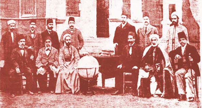 يوميات غرائب رمضان زمان (2) صراع بين دار العلوم والأزهر “تكفير من ارتدى البدلة” صورة نادرة لهيئة التدريس بدار العلوم