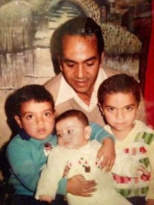 من سنهوت إلى العاشر من رمضان.. عن والد الشهيد المنسي الذي علمه كل شيء الدكتور صابر وابنائه الثلاثة